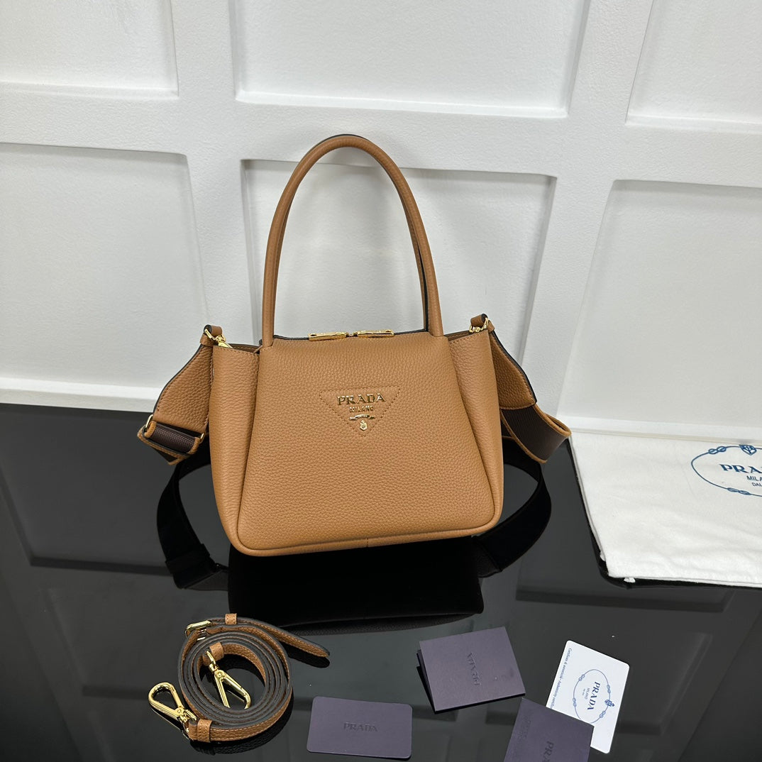 Catalogue article a2a8b72410 — view 1