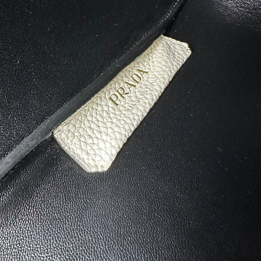Catalogue article 6f019dc841 — view 8
