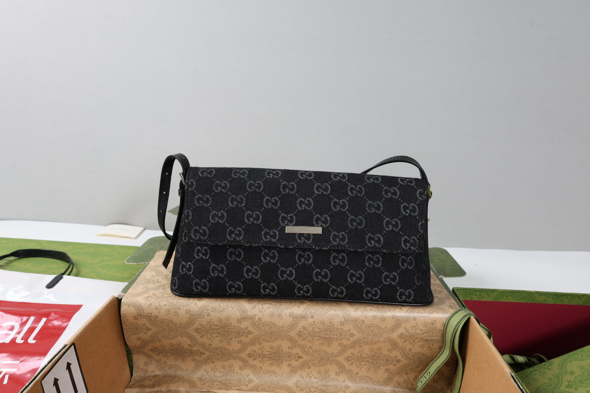 Catalogue article 2ae3a53105 — view 1