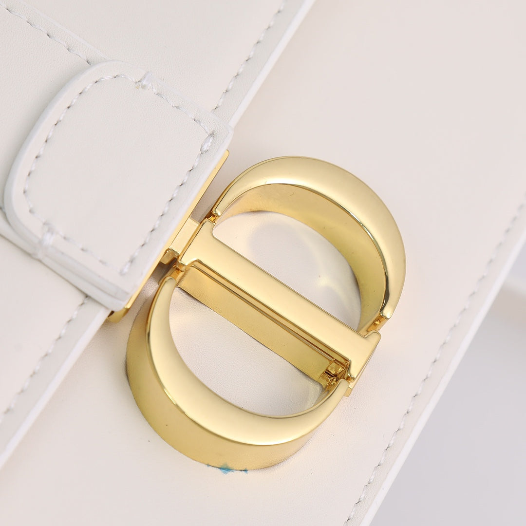 Catalogue article 8f00de8f53 — view 4