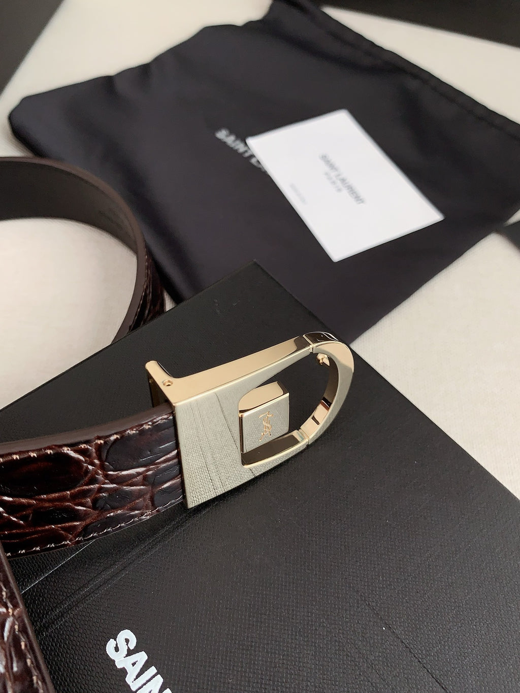 Catalogue article 1d71b62ae2 — view 2