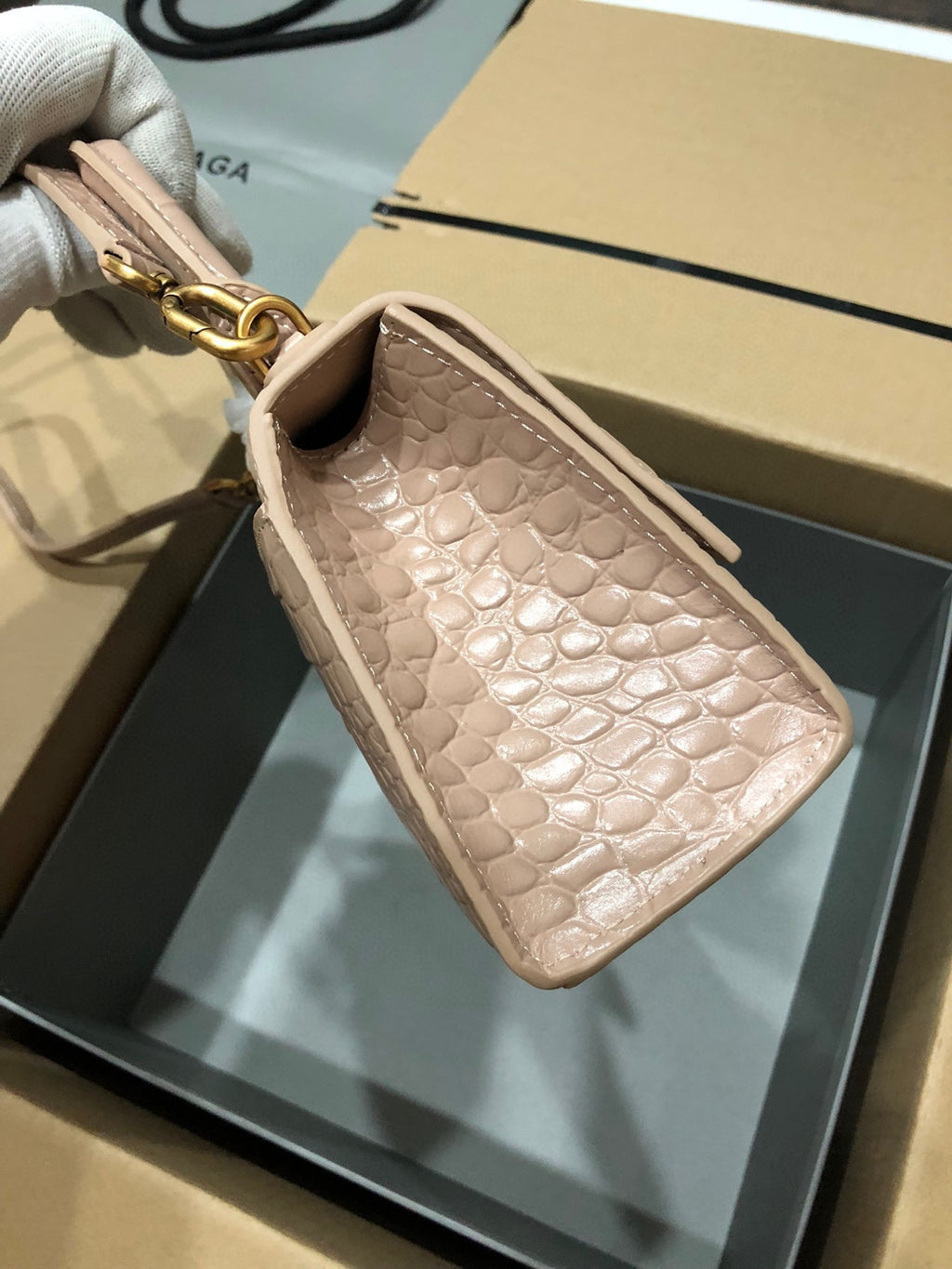 Catalogue article 38fd305c53 — view 3