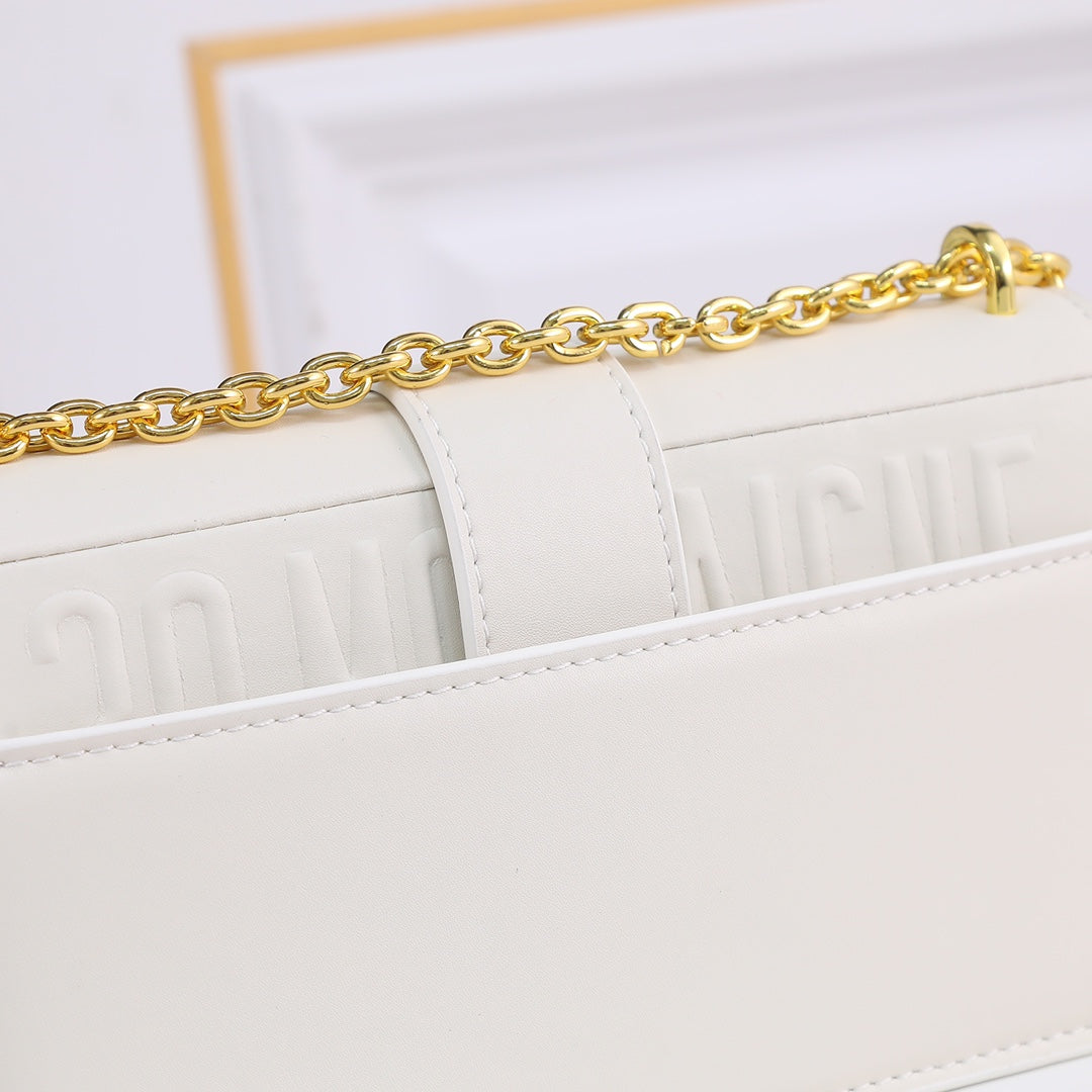 Catalogue article 8f00de8f53 — view 6