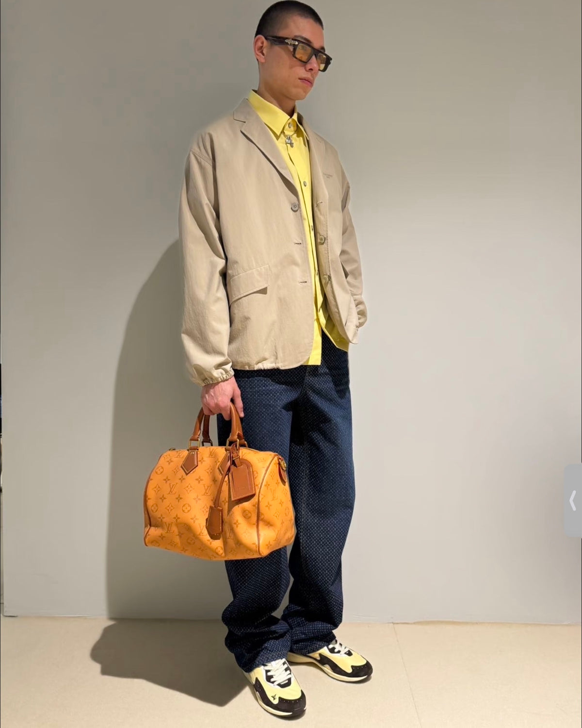 Catalogue article 3ef3e05f1c — view 2