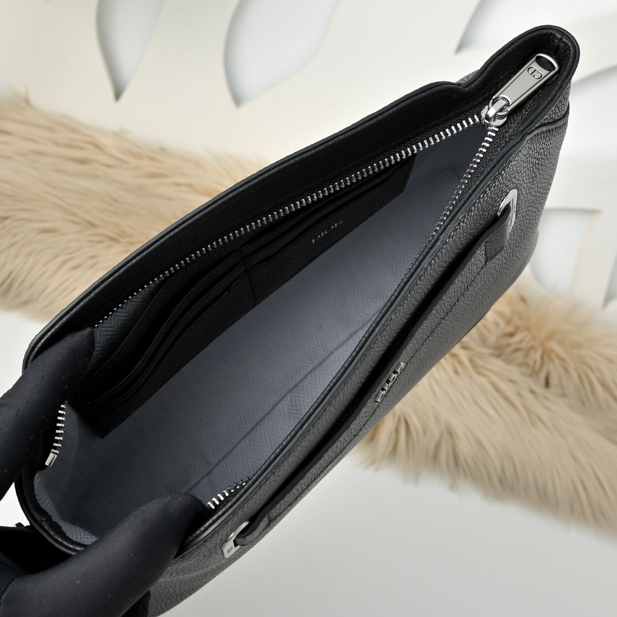 Catalogue article 8901173978 — view 9