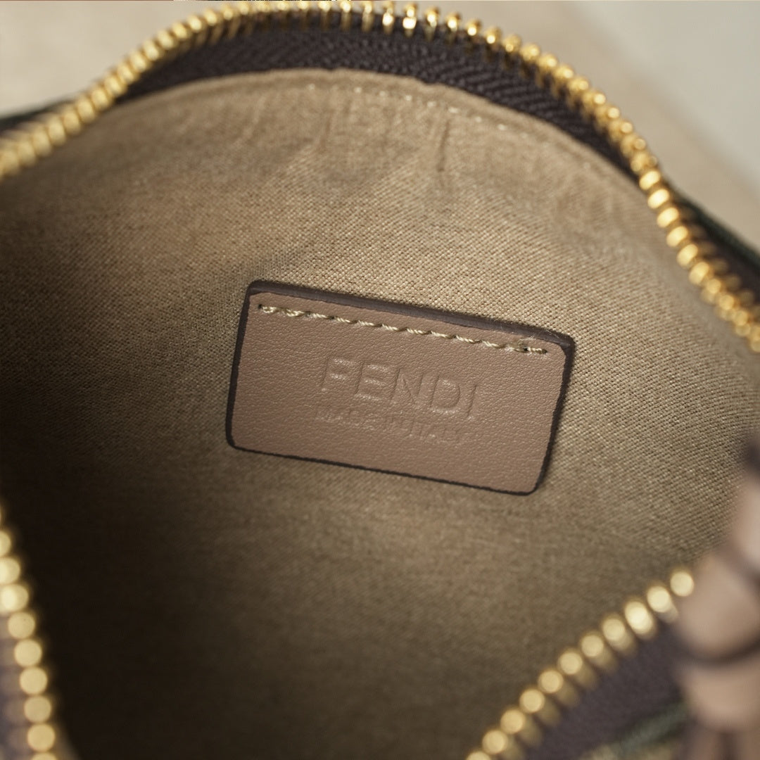 Catalogue article cbef6a7560 — view 8