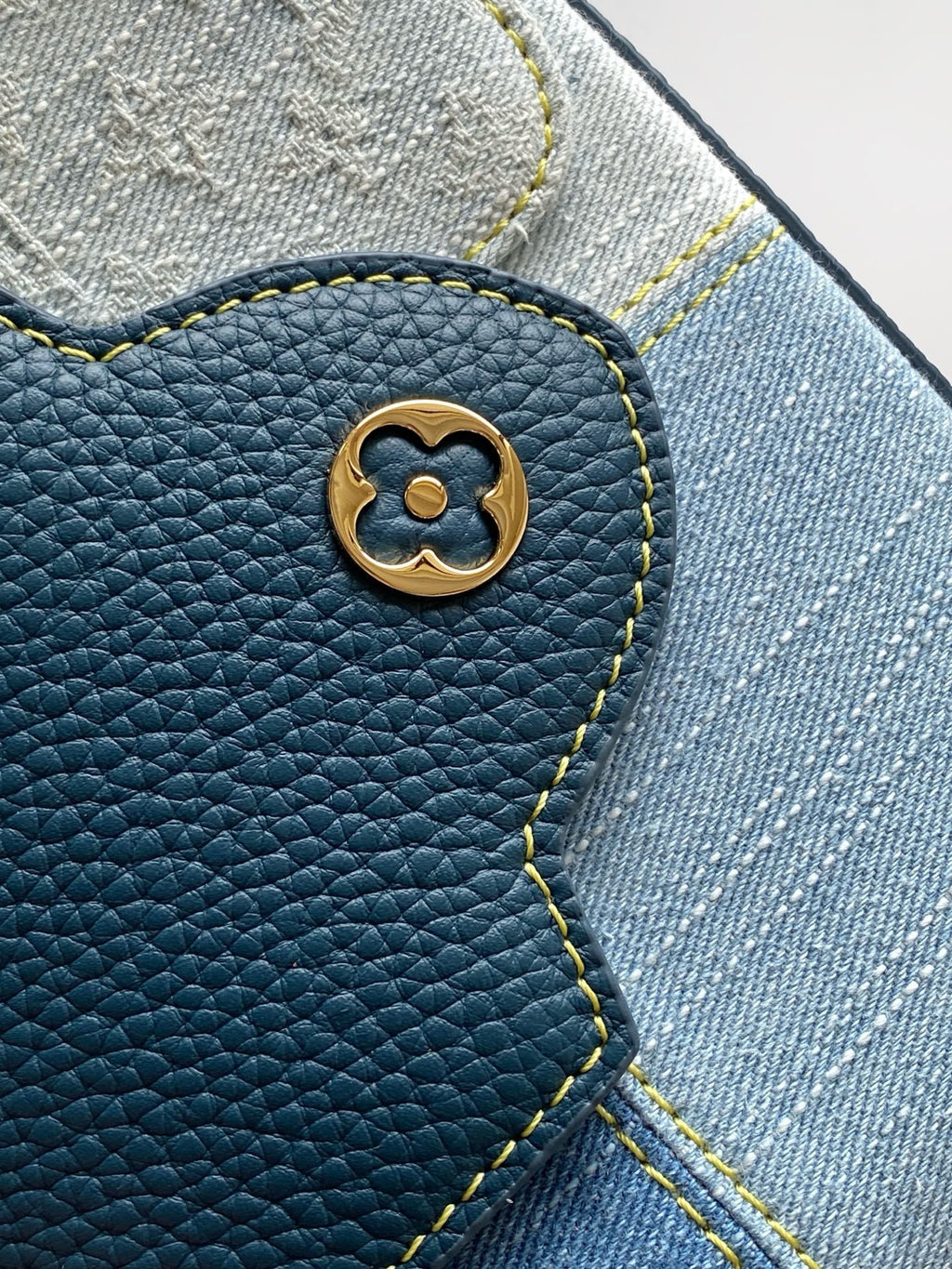 Catalogue article a40324a6f6 — view 7