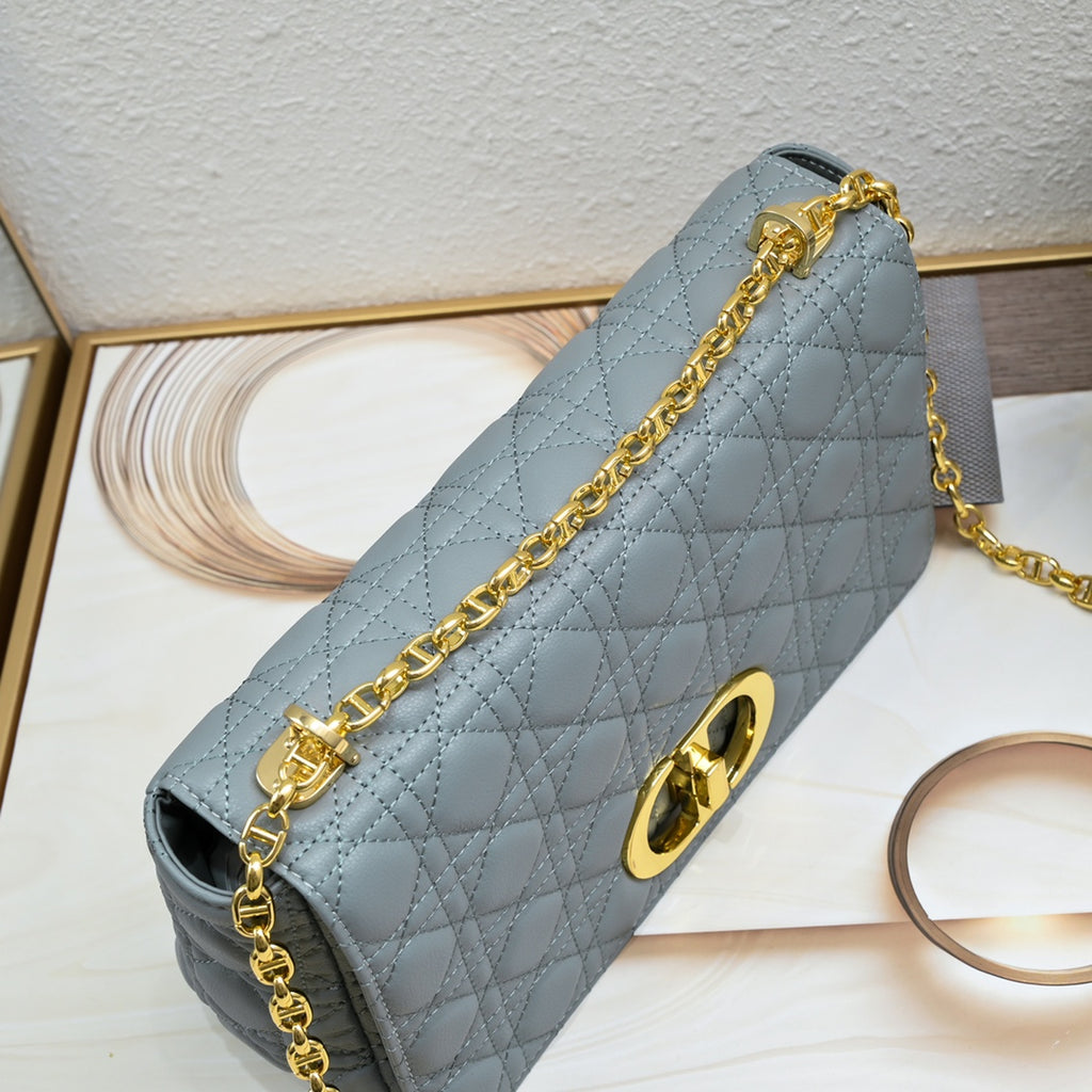 Catalogue article 02ccd30807 — view 2