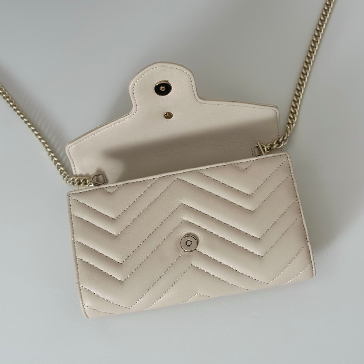 Catalogue article 07e4172383 — view 5