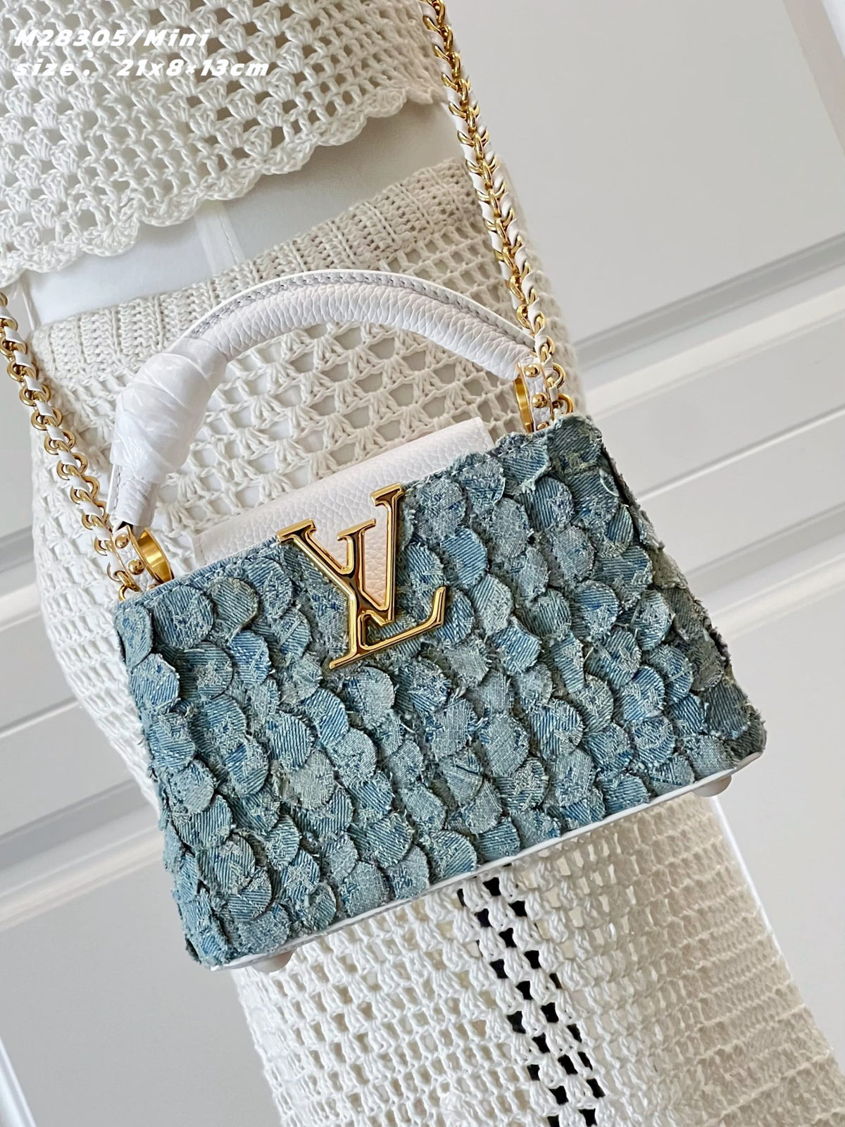 Catalogue article 65b29c3f0f — view 1