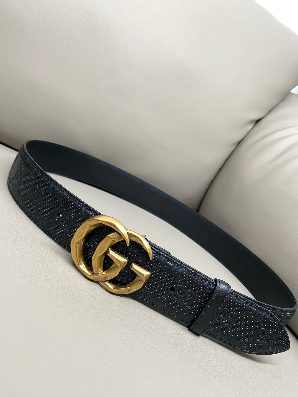 Catalogue article 7c70a5eb0a — view 1