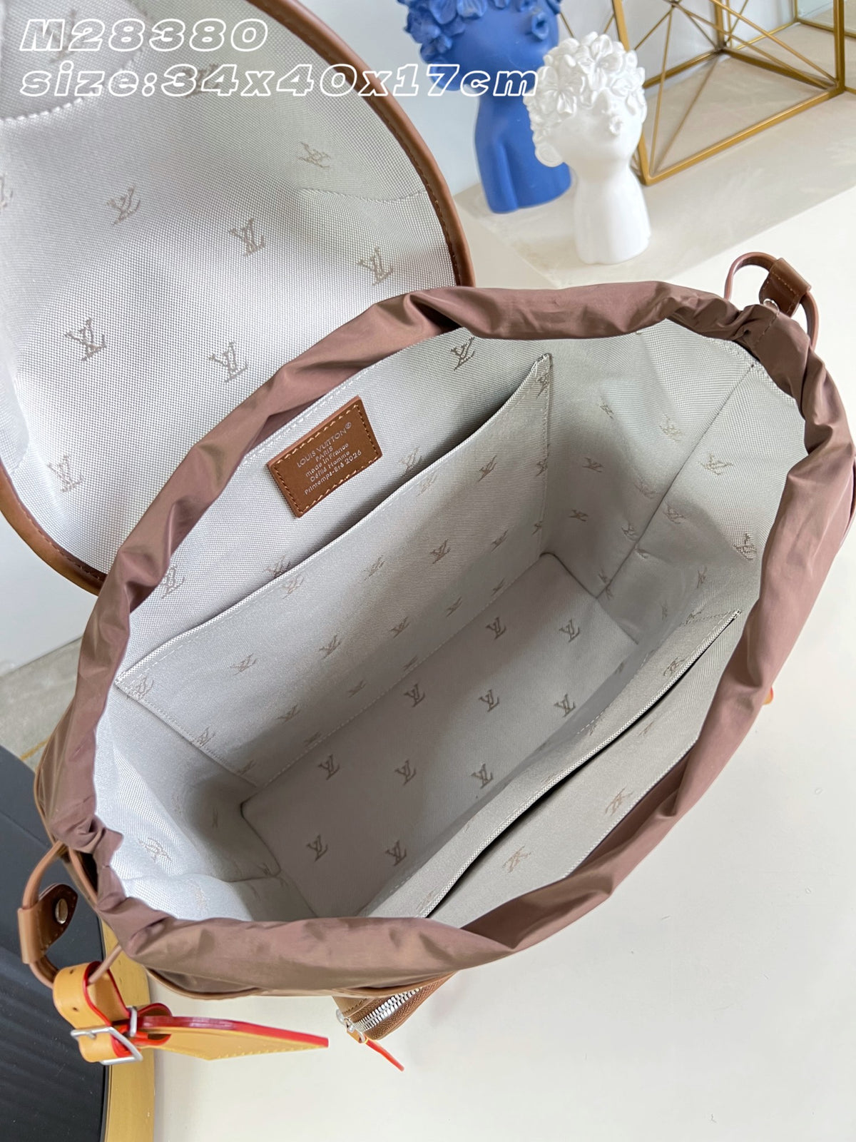 Catalogue article b018a27eed — view 8