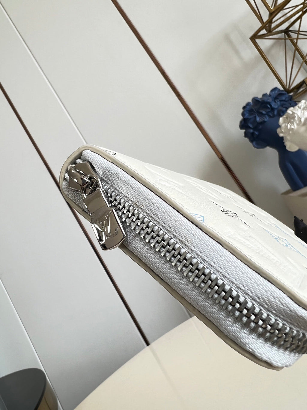 Catalogue article 26a6ee60d8 — view 4