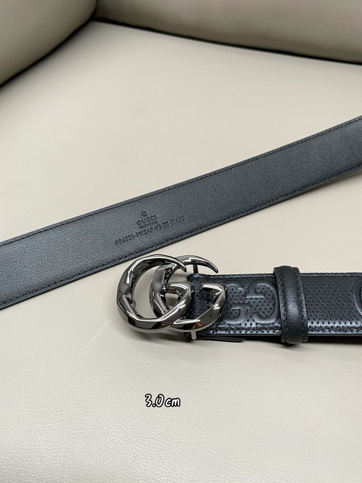 Catalogue article 9b60a206ec — view 7