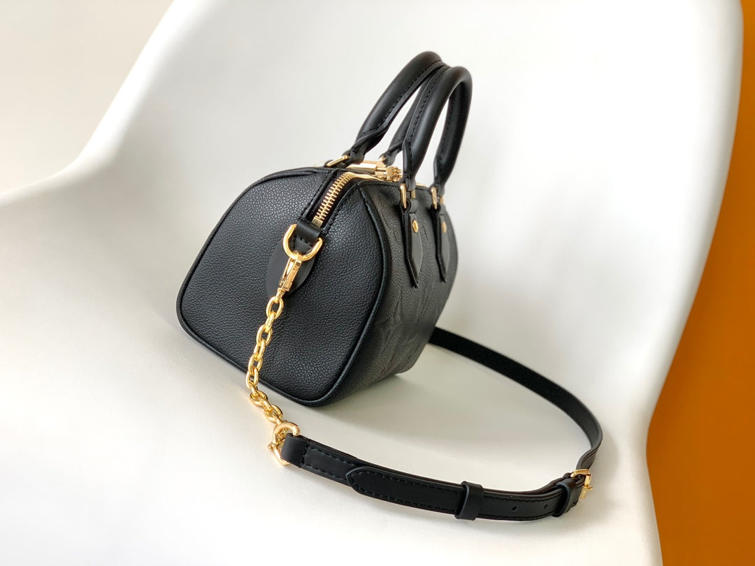 Catalogue article 95a355a663 — view 2