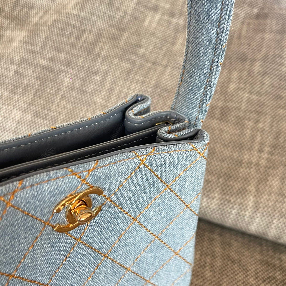Catalogue article 917ee83a62 — view 3