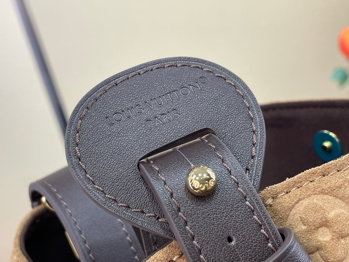 Catalogue article 0b8df90339 — view 6