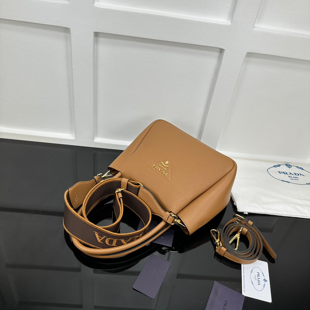 Catalogue article a2a8b72410 — view 4