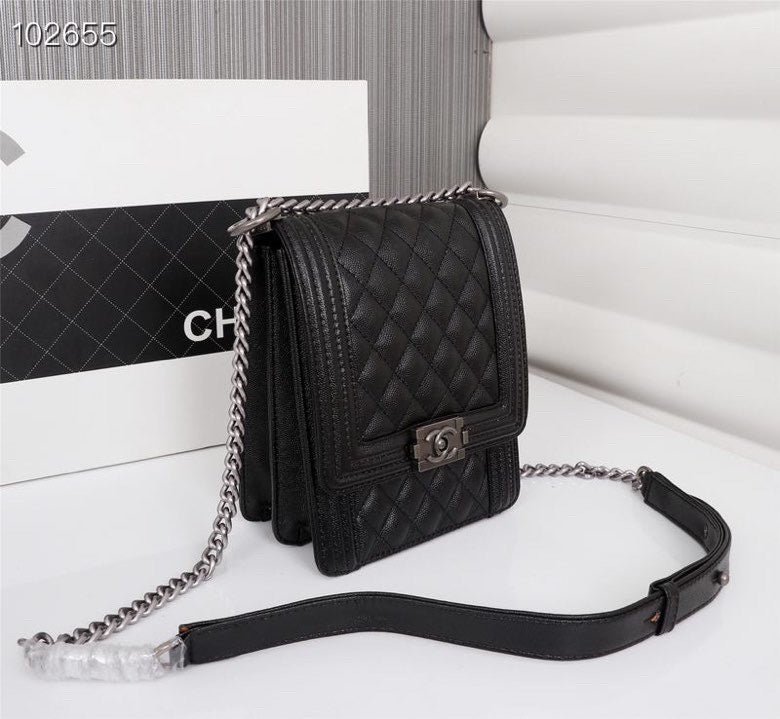 Catalogue article 185b01b532 — view 3