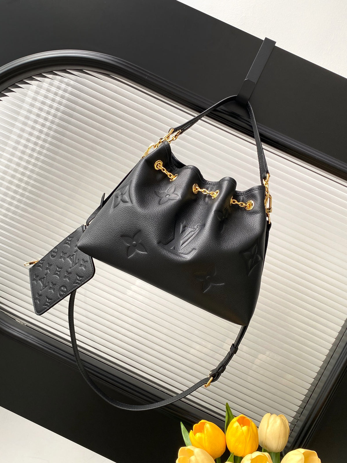 Catalogue article 3956ea08ef — view 1