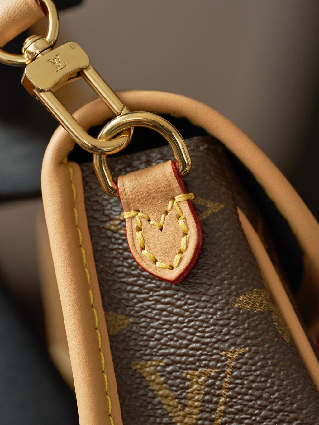 Catalogue article 21eaf0df72 — view 9