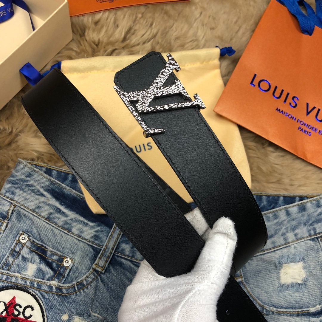 Catalogue article 80a6d4c1c0 — view 4