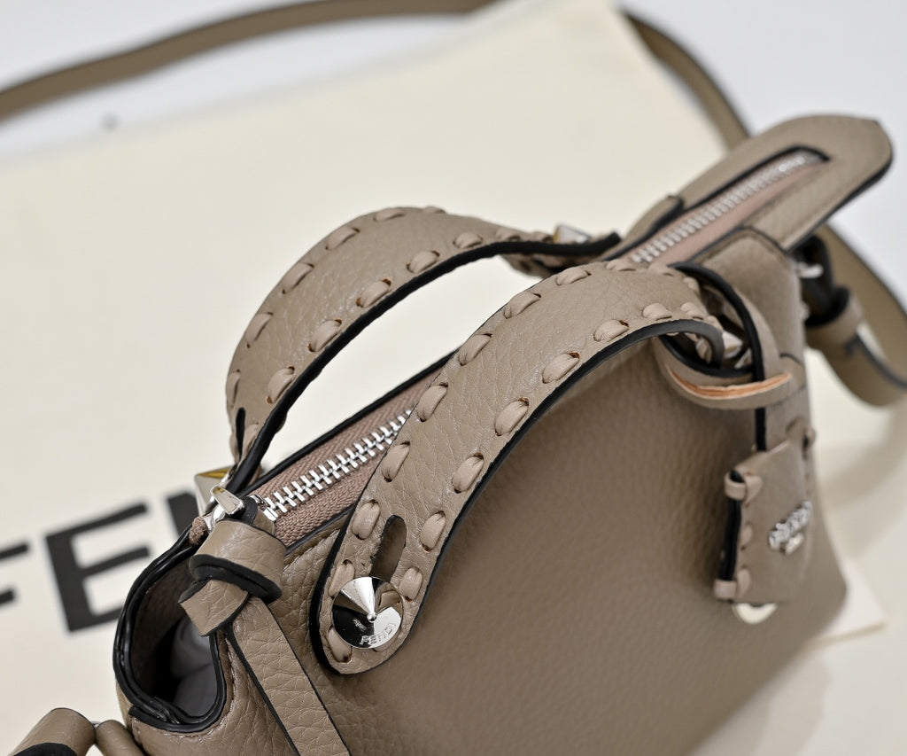 Catalogue article c4e8e22b0d — view 5