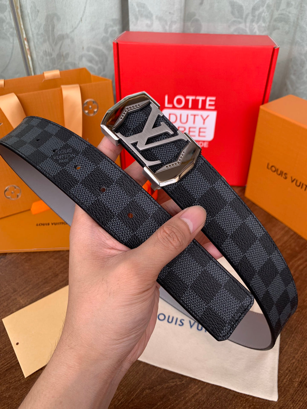 Catalogue article 3e02da90fc — view 7