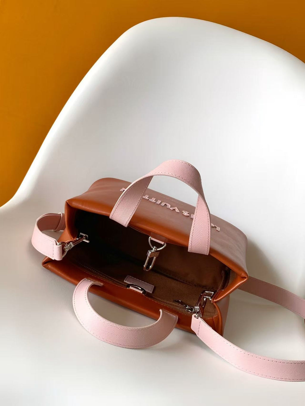 Catalogue article 81ee080a63 — view 9