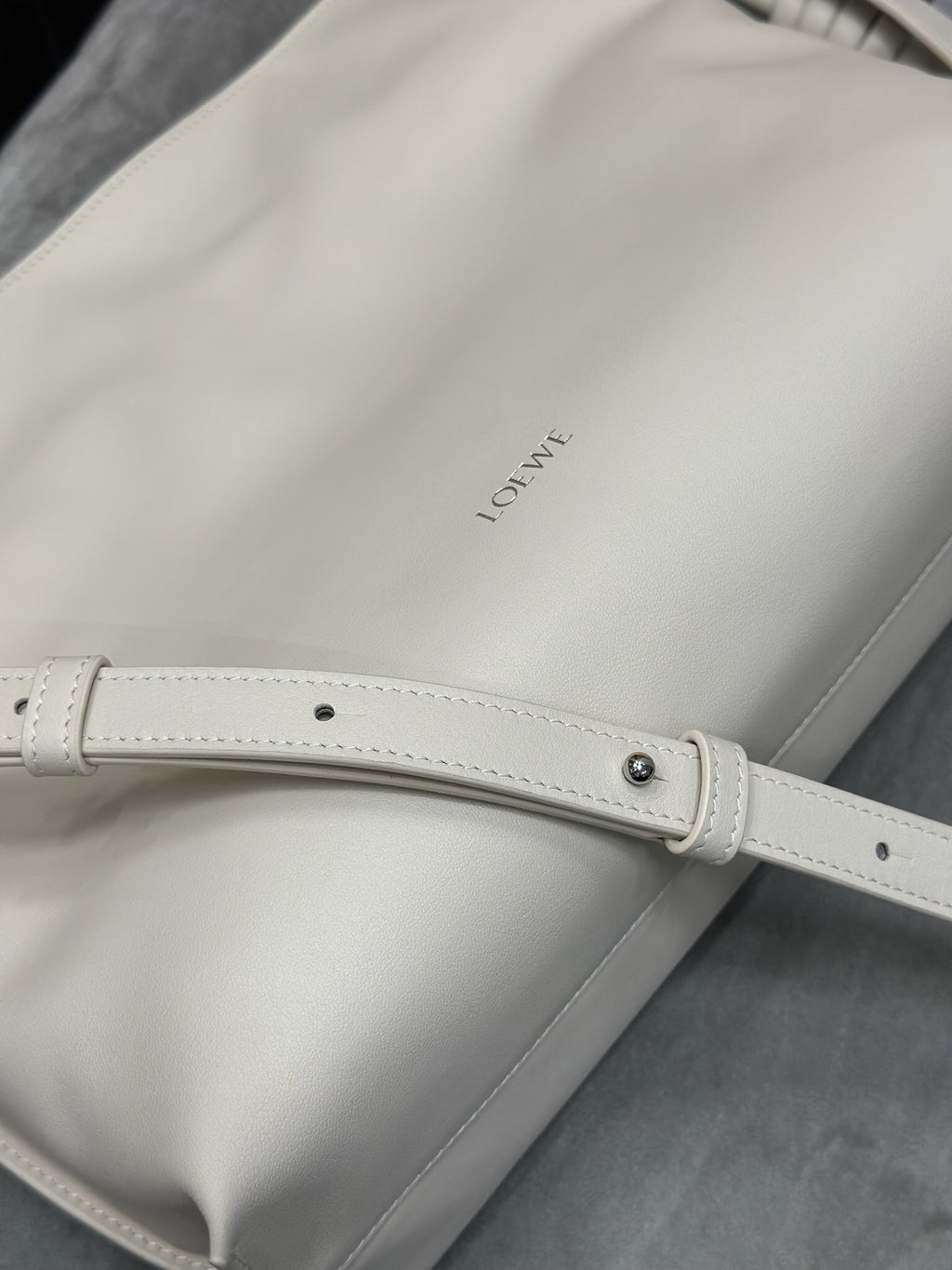 Catalogue article f25a88f7dc — view 6