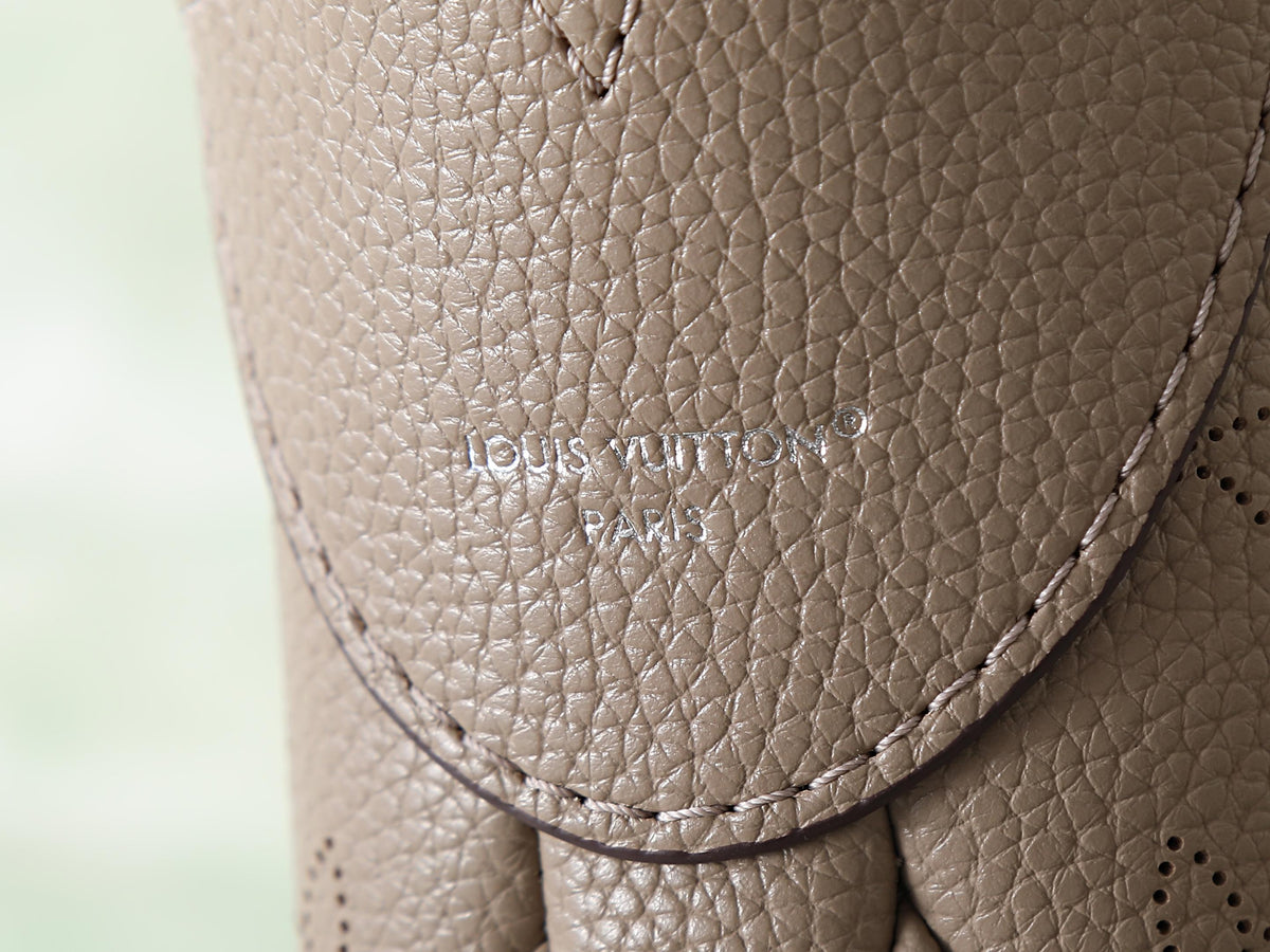 Catalogue article 7c9084f8e5 — view 7