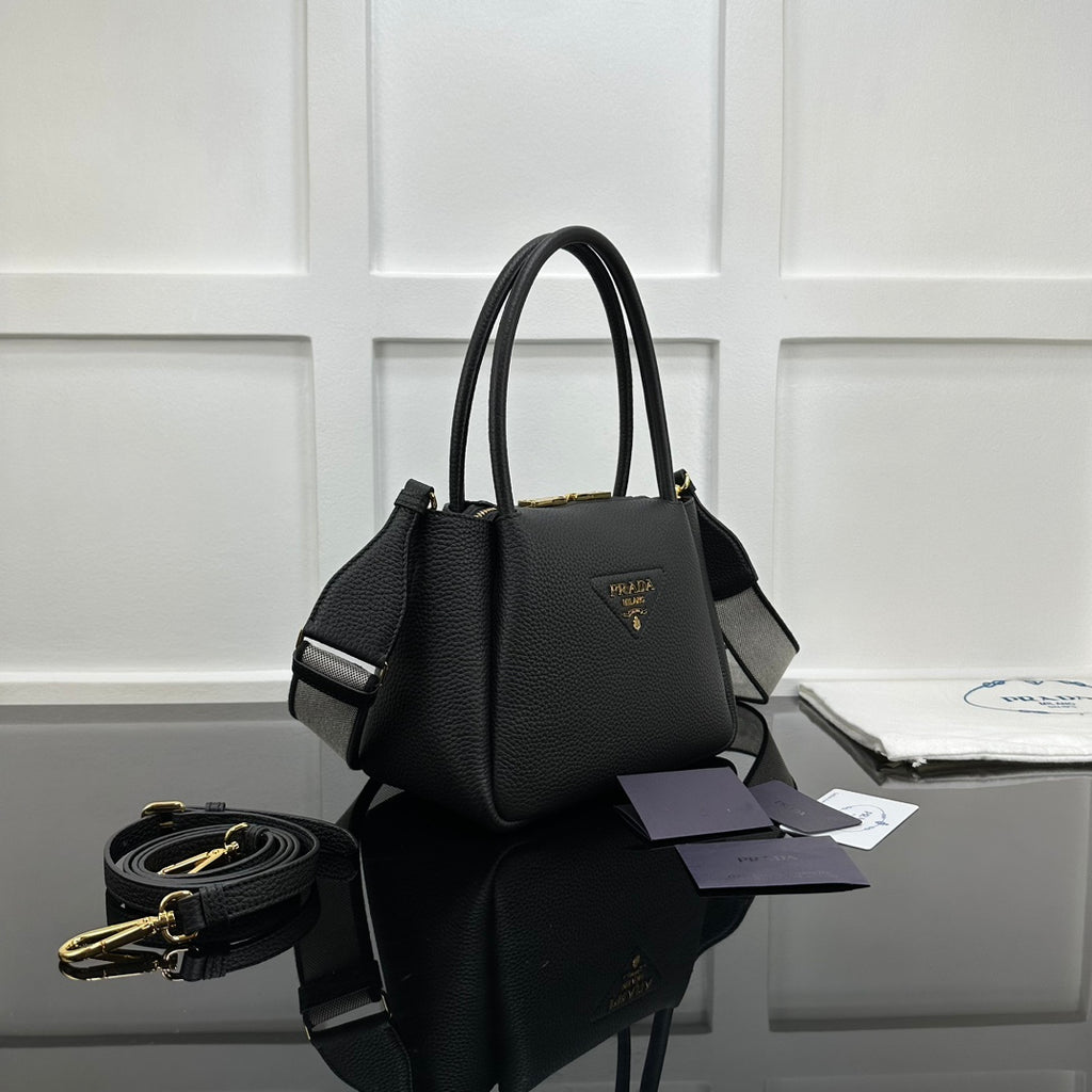 Catalogue article 8cd95836c1 — view 2