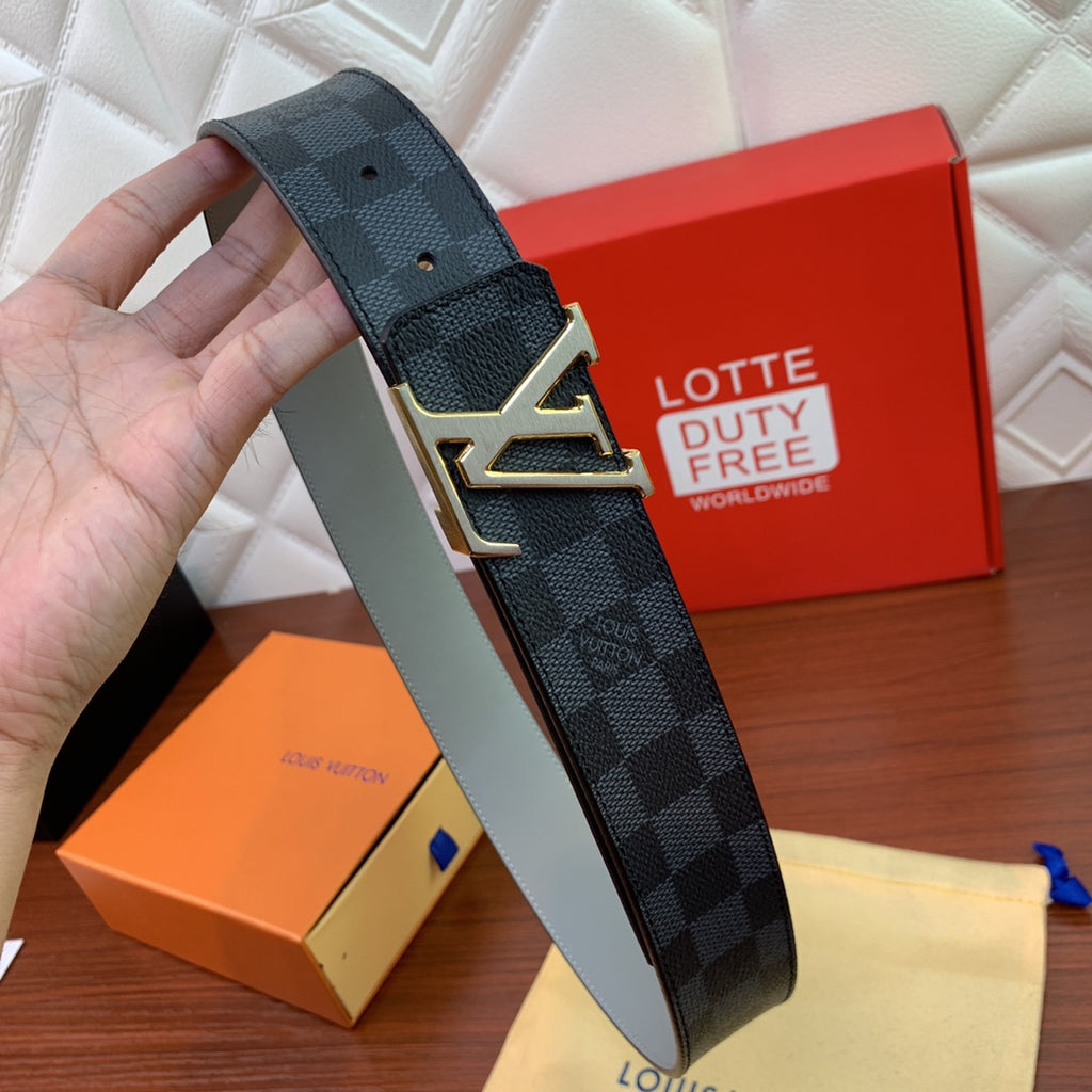 Catalogue article 98d16ae7d0 — view 1