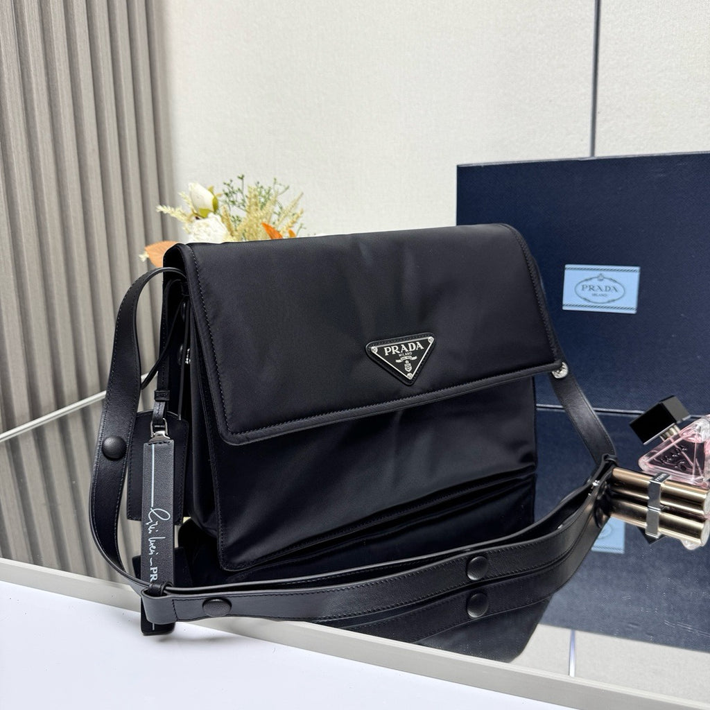 Catalogue article 3e0bb239a9 — view 3