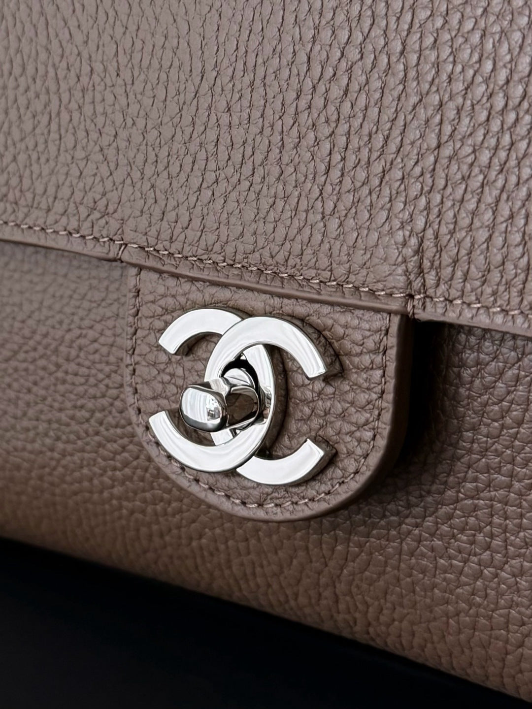 Catalogue article ce0460d1cc — view 6