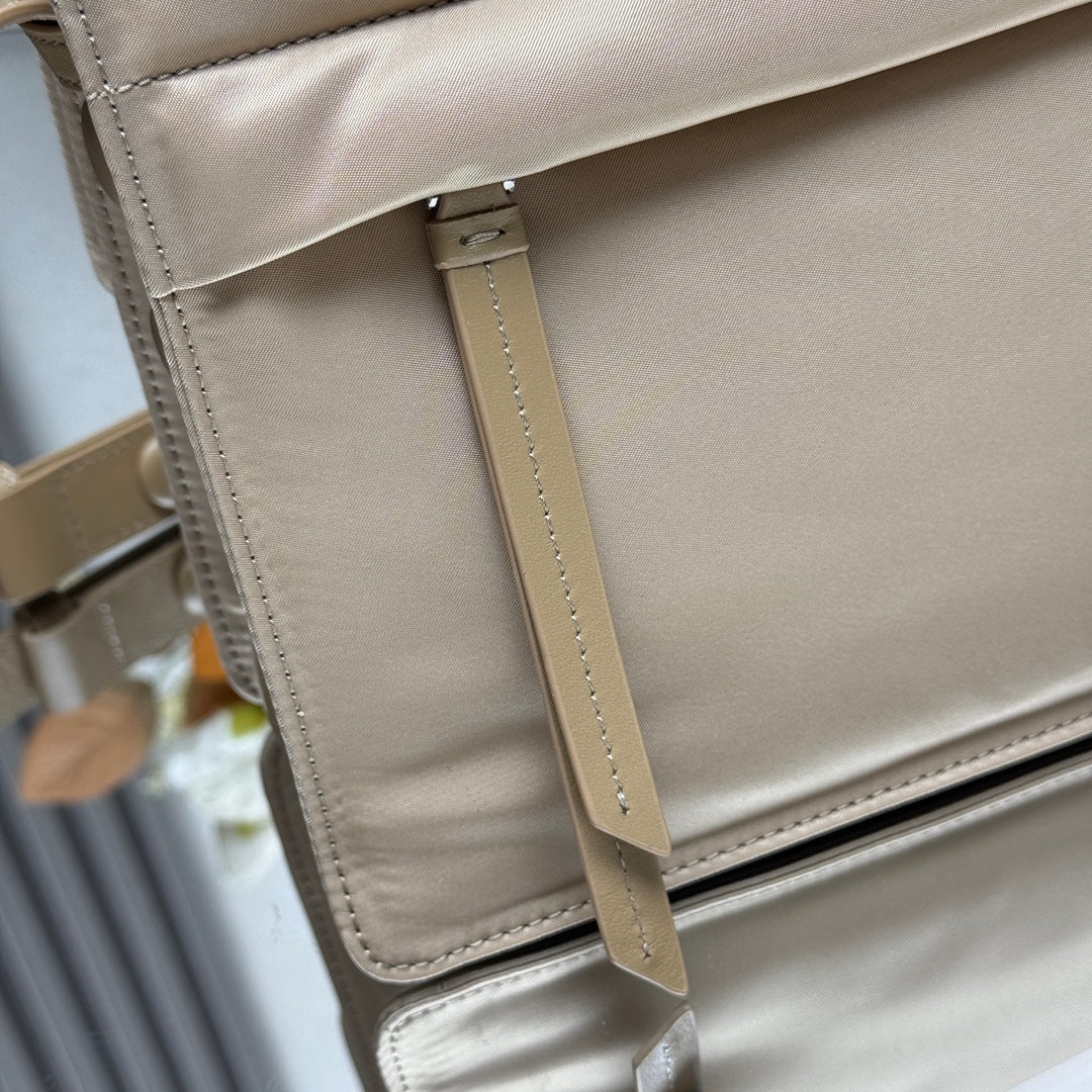 Catalogue article 0d842727eb — view 7