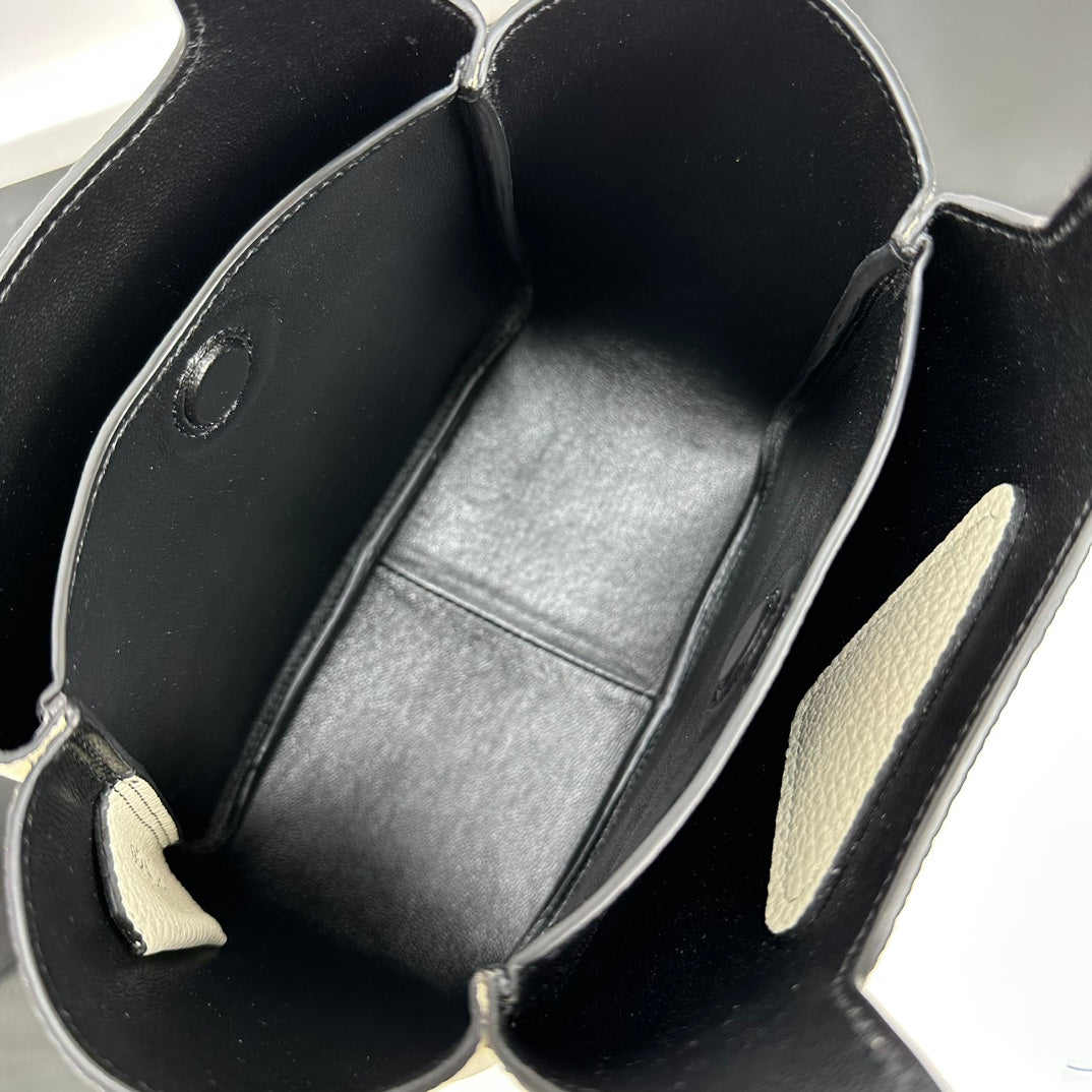 Catalogue article 6f019dc841 — view 7