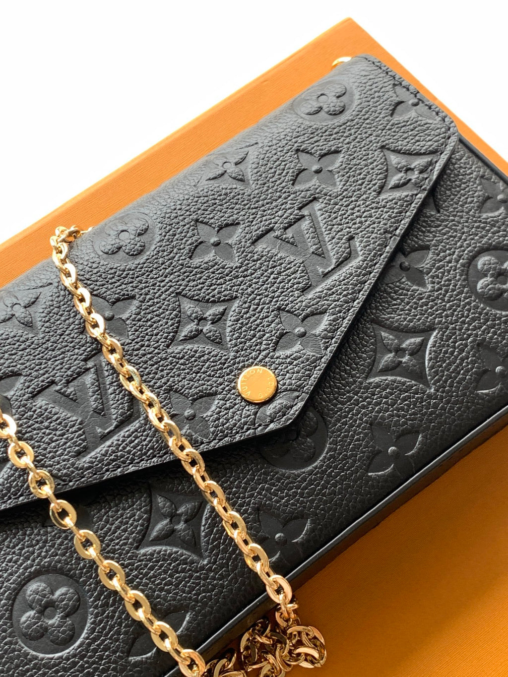 Catalogue article 5399922f87 — view 5