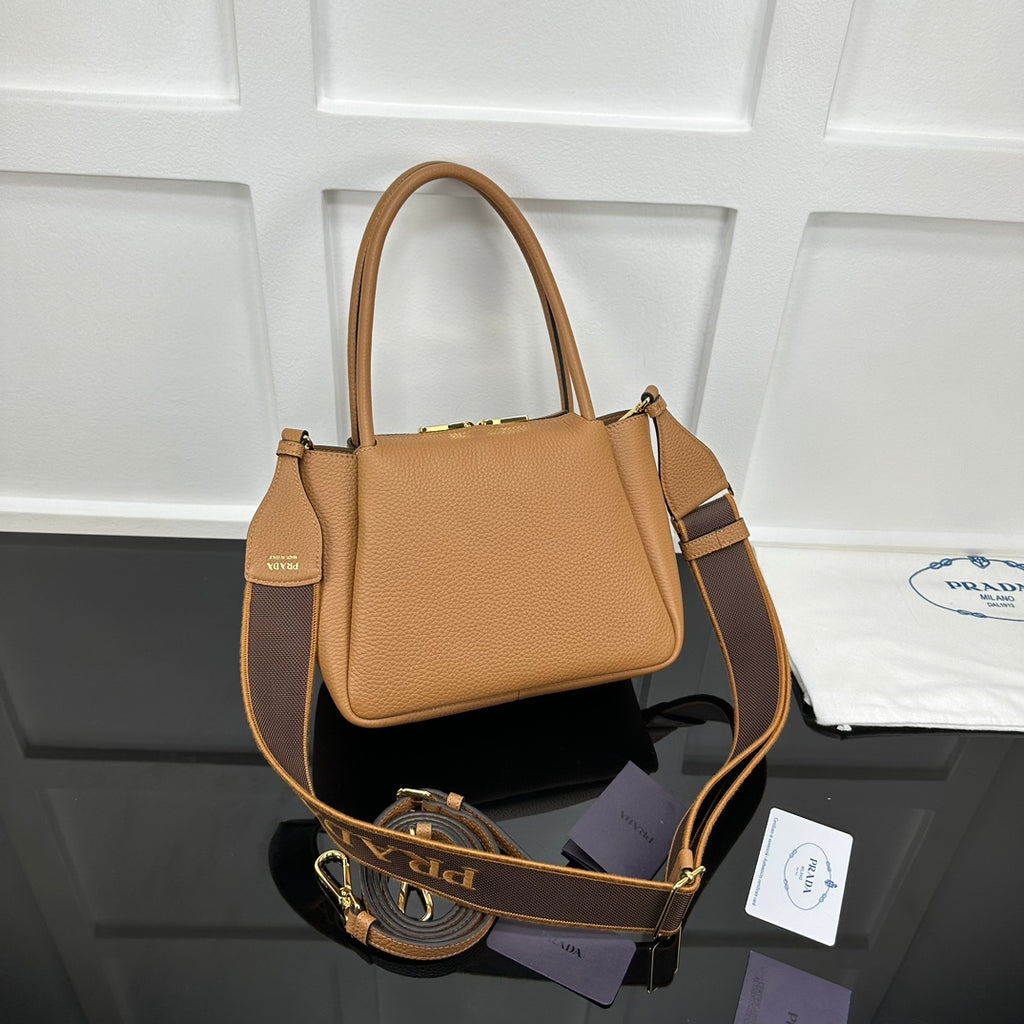 Catalogue article a2a8b72410 — view 3