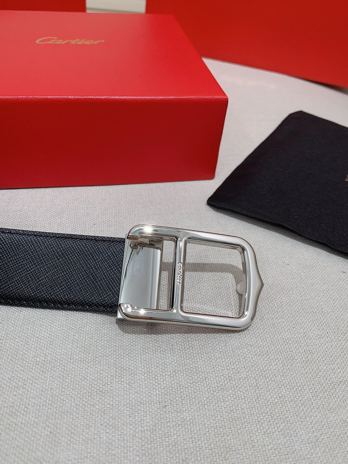 Catalogue article 2b8857803e — view 1