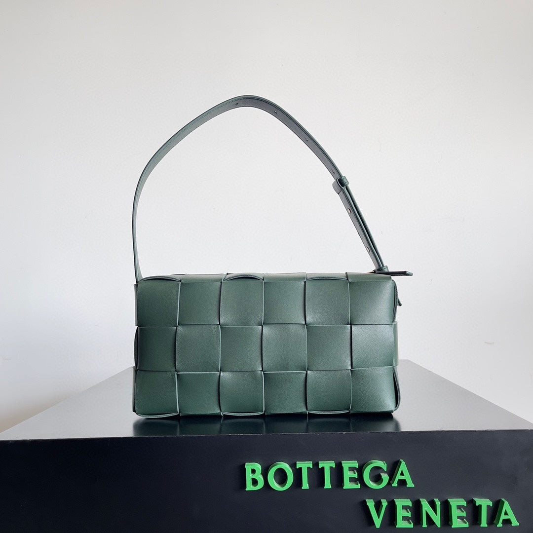 Catalogue article fb513b0cf8 — view 1