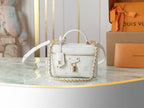 Louis Vuitton Toiletry and Cosmetic Bags M27744 — Catalogue 105905