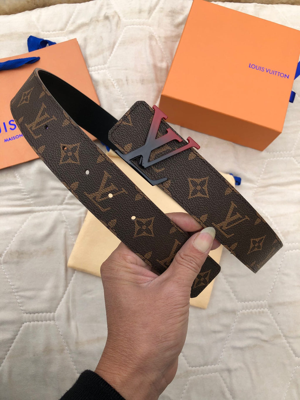 Catalogue article 3e7e172b5f — view 3