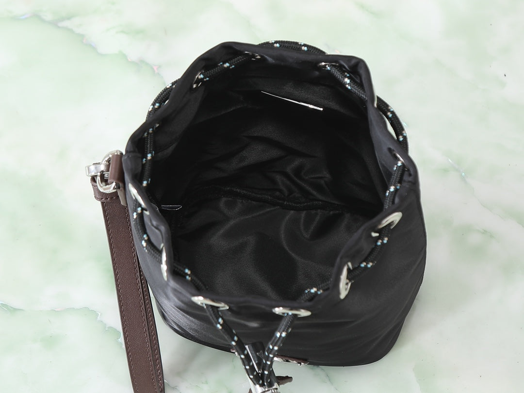 Catalogue article 67fd2edb30 — view 6
