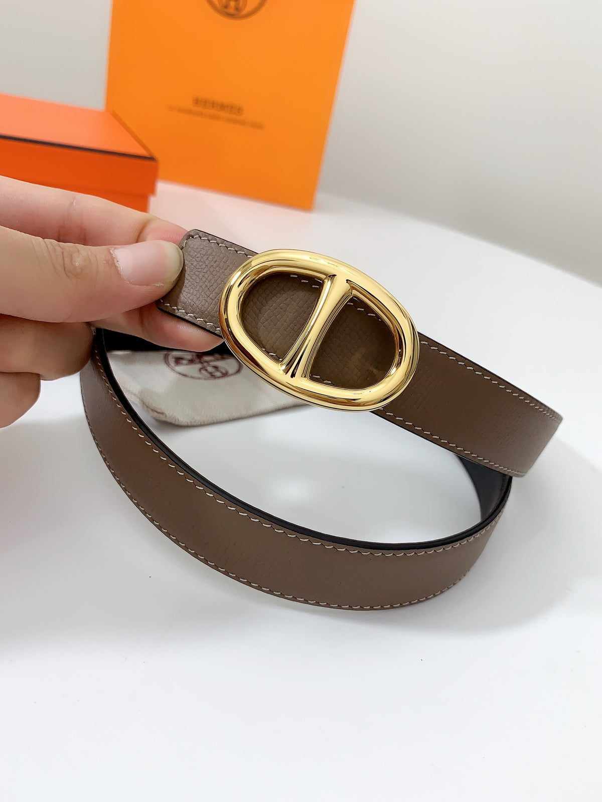 Catalogue article a18260749e — view 3