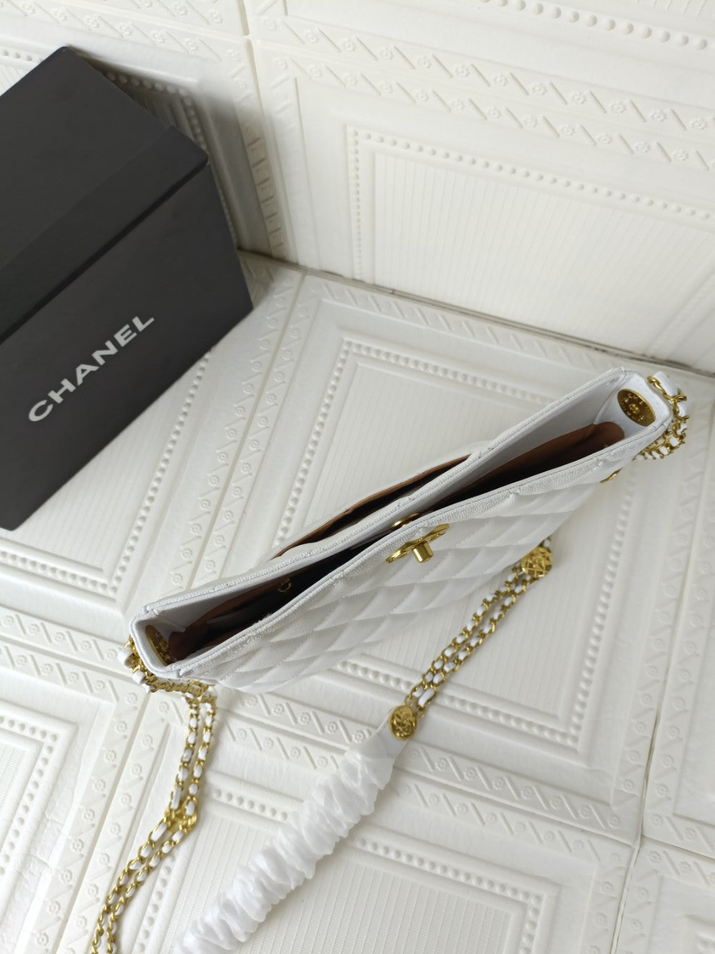 Catalogue article d5bb0e0aef — view 6