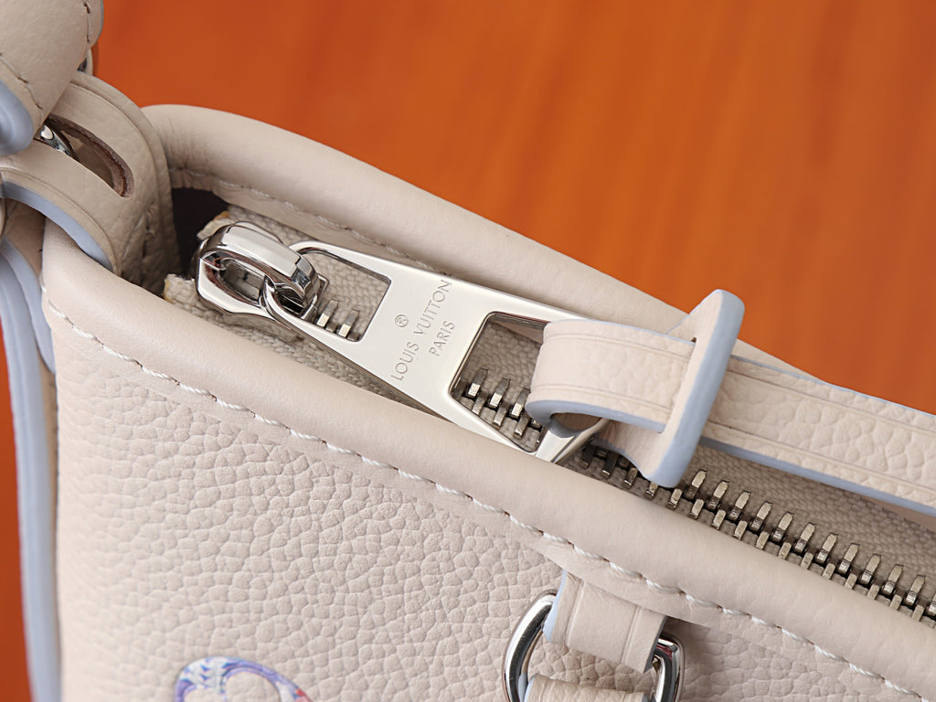 Catalogue article 554883ee00 — view 4