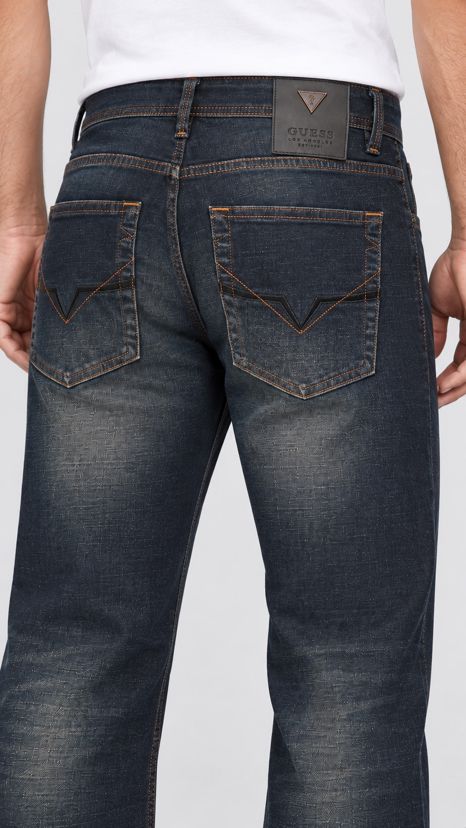 Men’s Wide-Bottom Straight-Fit Jeans – Dark Indigo Charcoal - back detail