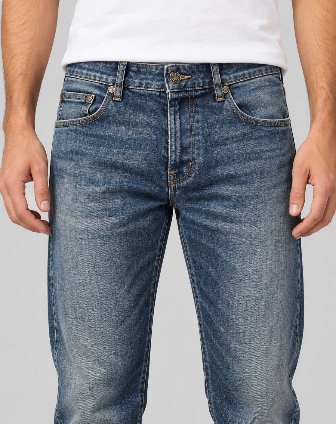 Men’s Straight-Fit Jeans – Vintage Indigo Blue - front detail