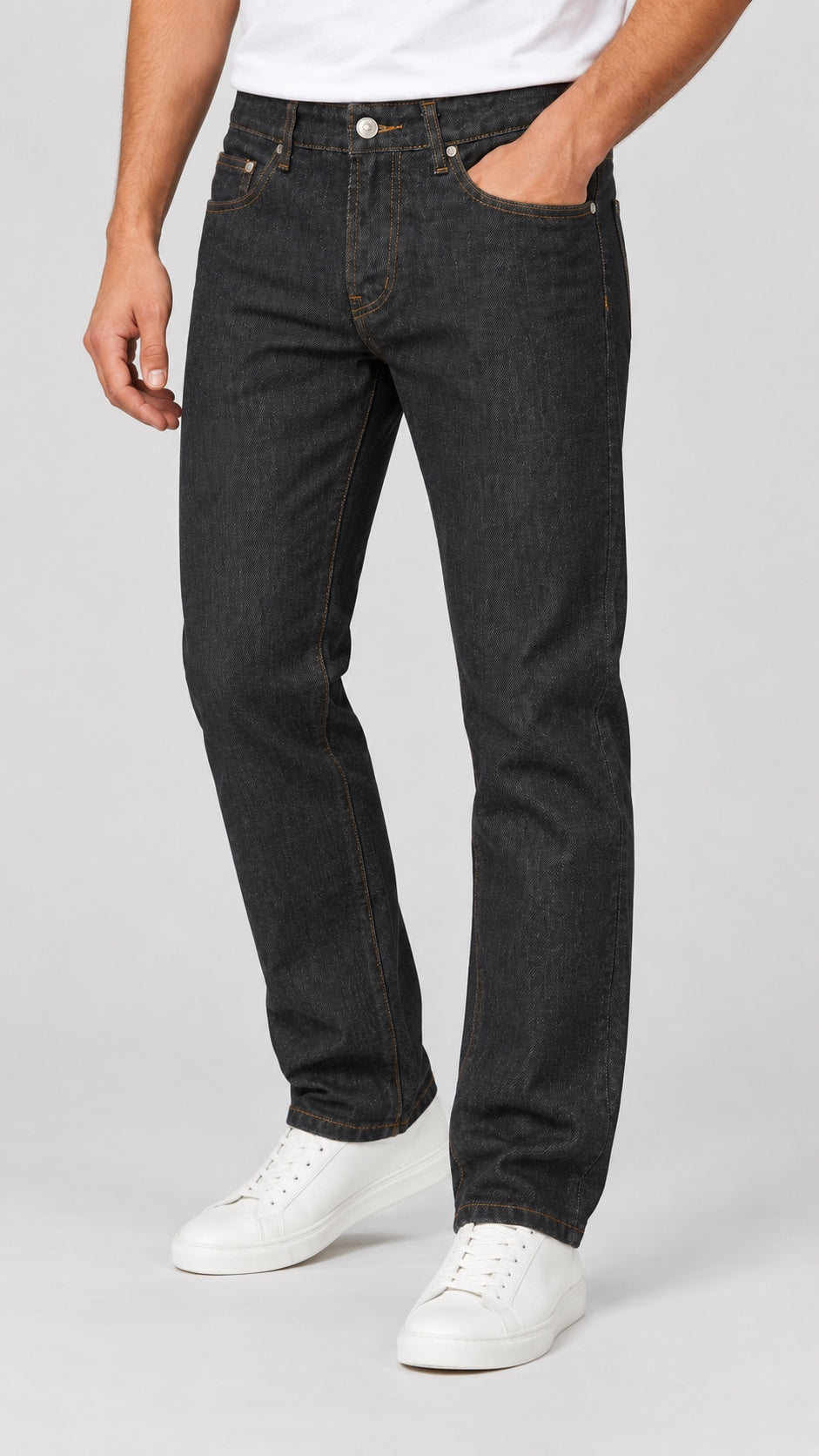 Men’s Straight-Fit Jeans – Raw Charcoal Black - angled front
